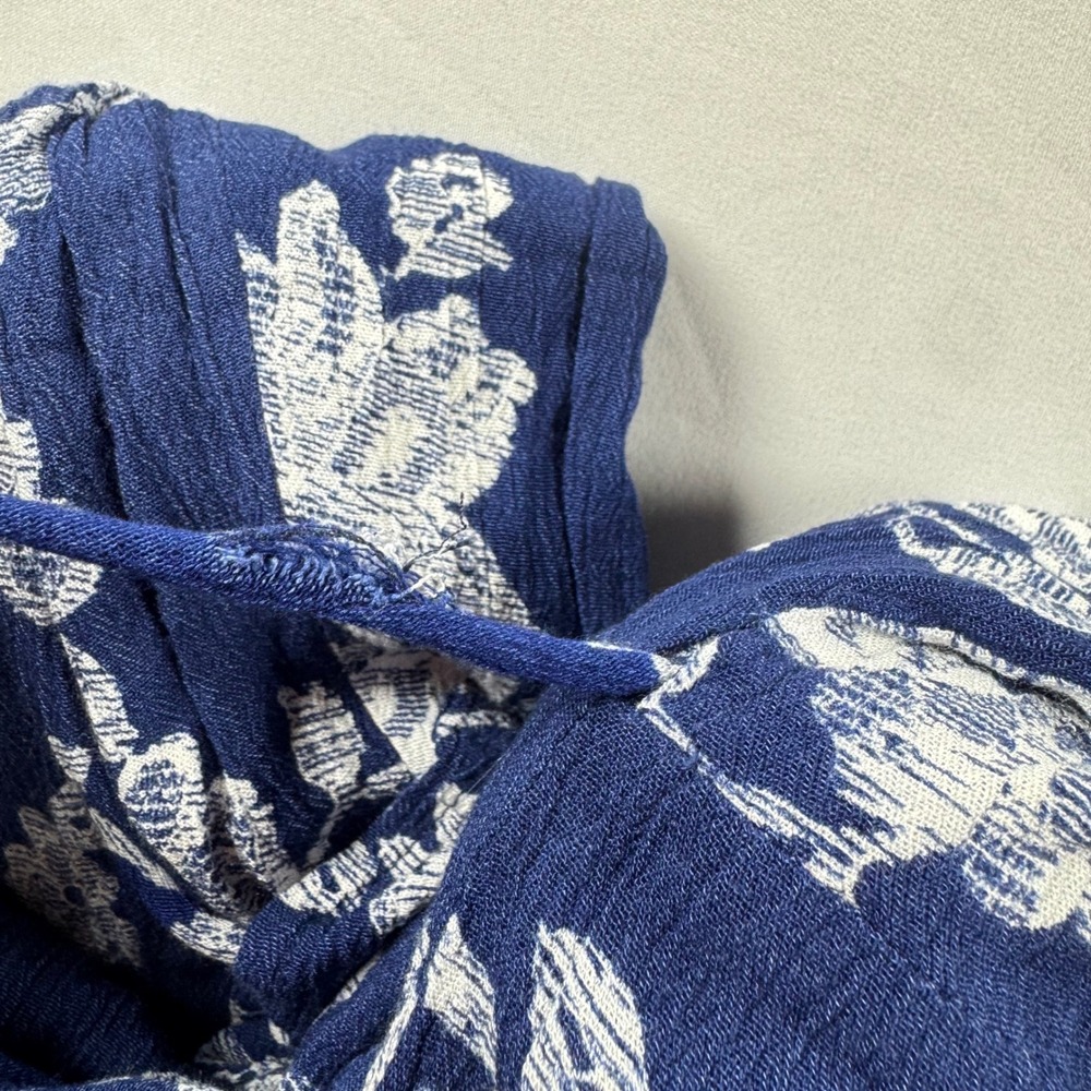 Lulus Blue White Floral Maxi Dress V-Neck Flutter Sleeve Boho Tiered Medium - Picture 4 of 4